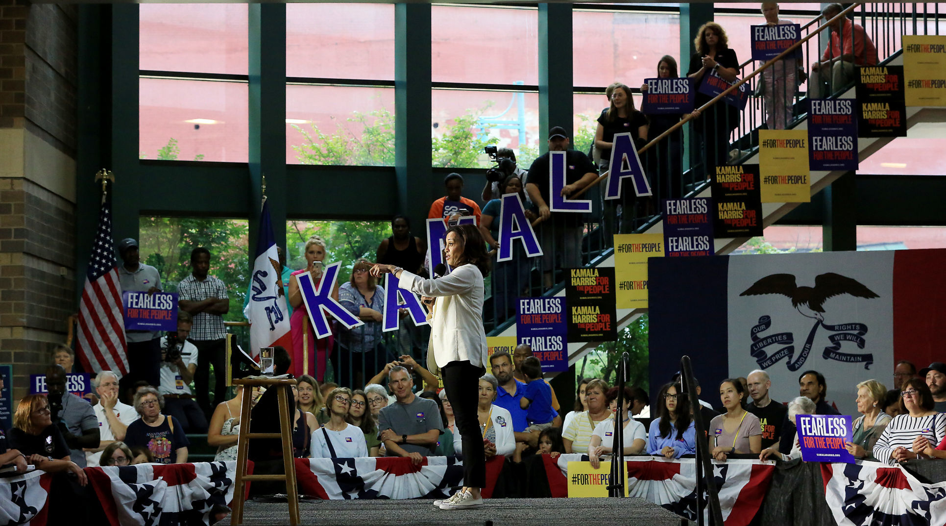 081219-Kamala-Harris-037